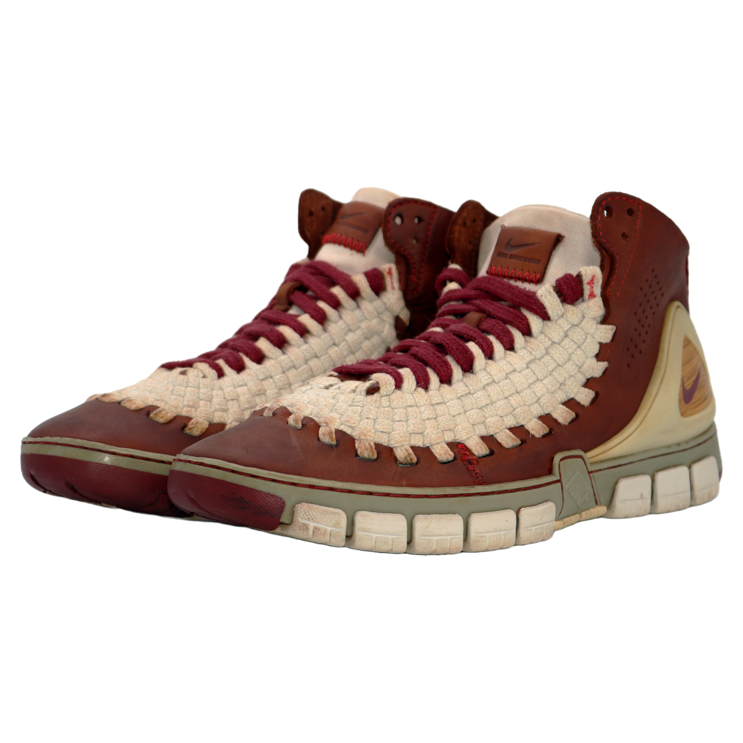 Nike Considered 2k5 - Size 8 US